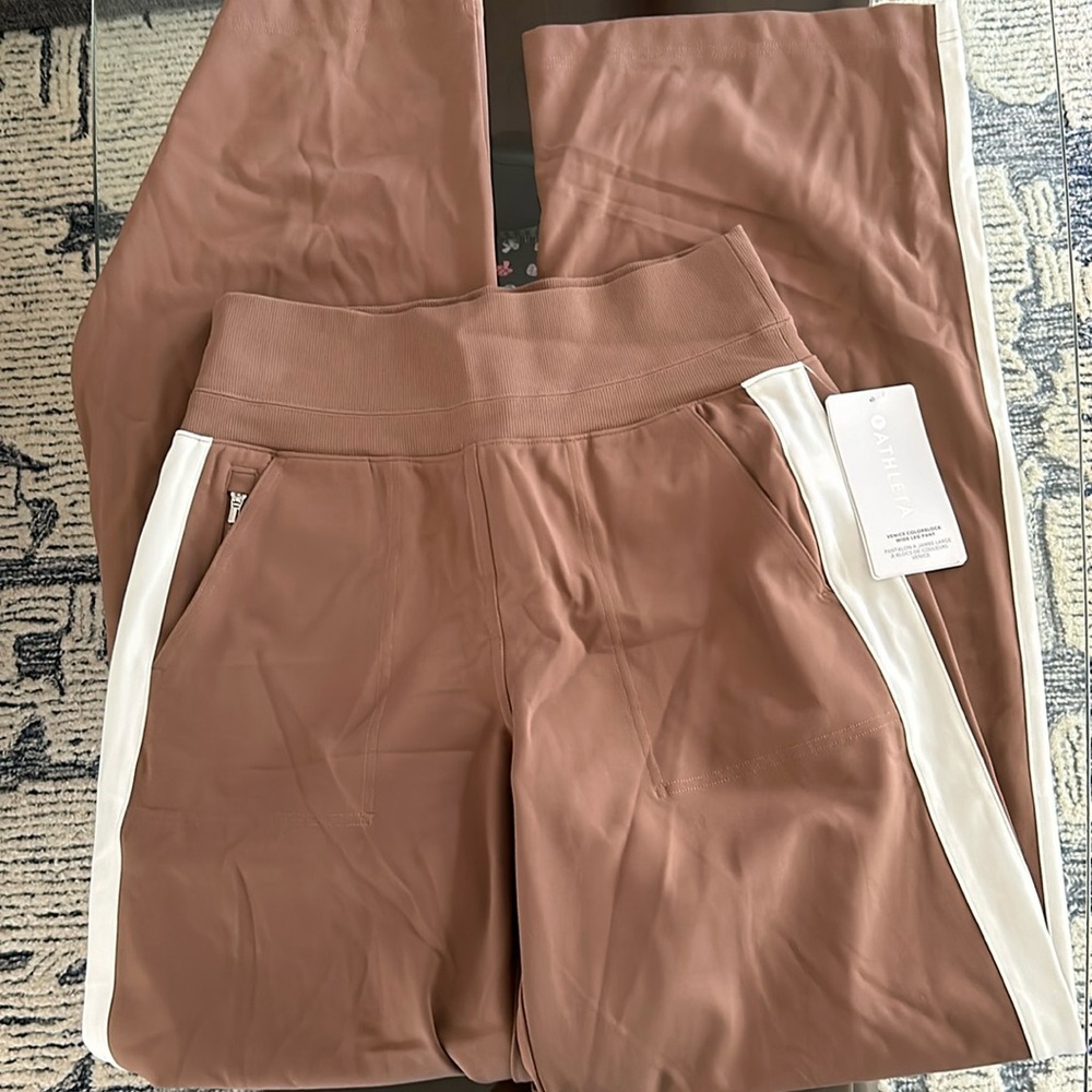 Athleta wide leg pants size small/tall